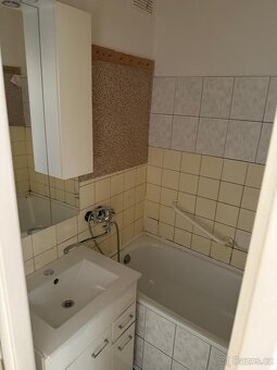 Pronajem bytu 3+1 v Unicove ulice Nerudova ve 2NP - 4