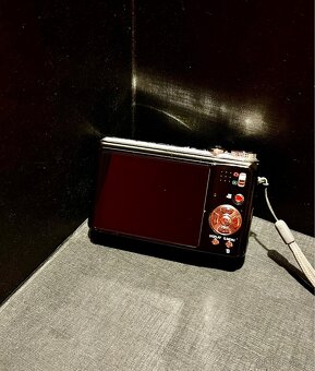 Panasonic Lumix DMC-TZ7 – 10.1Mpx CCD s 12× zoomem - 4