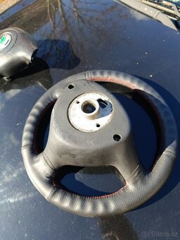 Volant Octavia 1 RS - 4