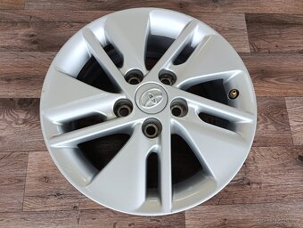 5x114,3 Toyota Auris 6Jx15 ET38 číslo alu HL47293 alu disky - 4