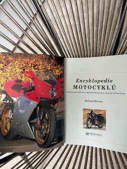 Encyklopedie motocyklů - 4
