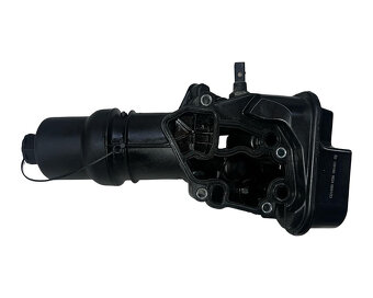 Pouzdro olejového filtru 06F115397H VW Golf 5 GTI hatchback - 4