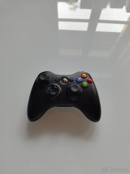 Xbox 360 Ovladač - 4