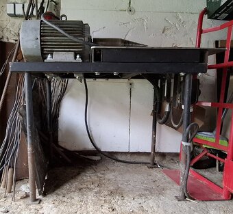 Prodam Kuželovou štípačku - 4