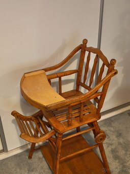 Starožitná dětská jídelní židlička - 4