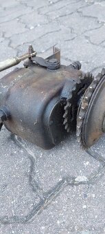 JAWA ČZ stará převodovka - 4