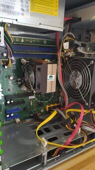 Server Fujitsu Primergy TX100 S3 XEON E3-1220 - 4