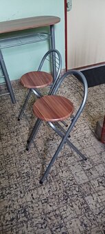 Stůl a dvě barové židle - 4