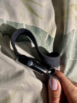 Apple Watch SE 2. Generace - 4