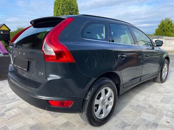 Volvo XC60 2.0 D3 Automat 5válec - servisní kniha - 4