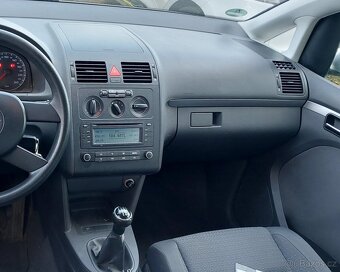Volkswagen Touran 1.9 Tdi 74 KW jen 213 tis km 7-MÍST - 4