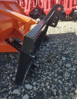 pluh na traktor - 4