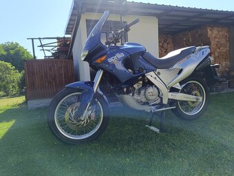 Aprilia pegaso 650 - 4
