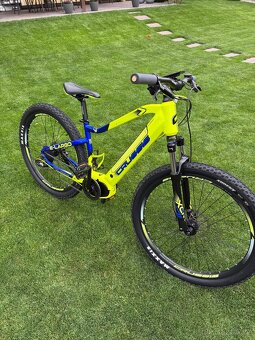 Crussis E-Largo 7.6 - 4