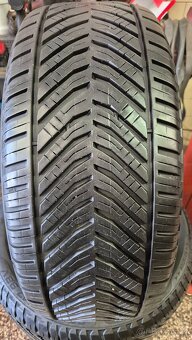 4ks celoročni pneu 225/50 r17 Riken All Season - 4