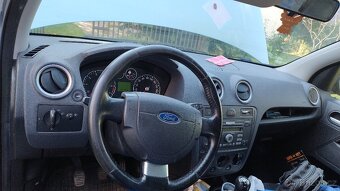 Ford Fusion 1.4. 16v 59kw - 4