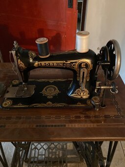Šicí stroj BOBBIN - 4