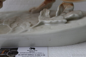 Royal Dux – lovecký pes s kačenou - 4