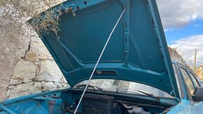 Prodám zbytky ND Škoda Favorit - 4