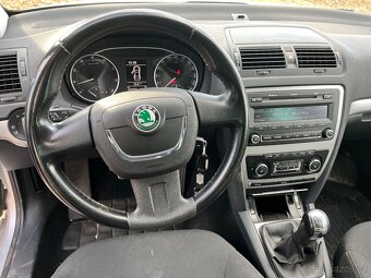 Škoda Octavia 2 1,8 TSI Sport - 4