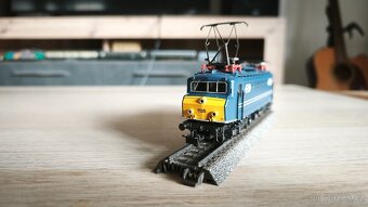 Elektrická lokomotiva Märklin Hamo H0 8327 BR řady 1100 1135 - 4