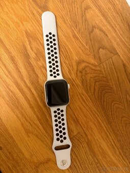 Apple Watch - 4
