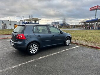 Volkswagen Golf V 1.9 TDI - 4