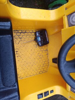 Elektrické auto + čtyřkolka - 4