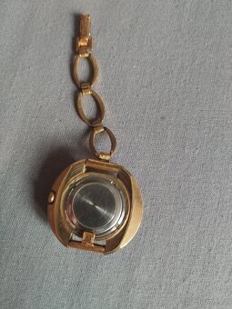 Hodinky SLAVA - 4