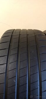 Bridgestone Potenza 225/40 R18 92Y - 4