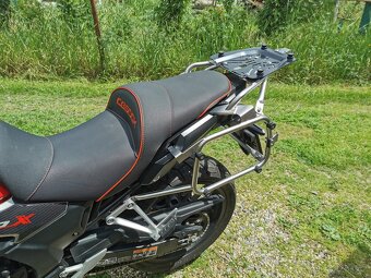 Honda CB500X - 4