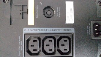 Záložní UPS zdroj APC Back-UPS 500VA - 4