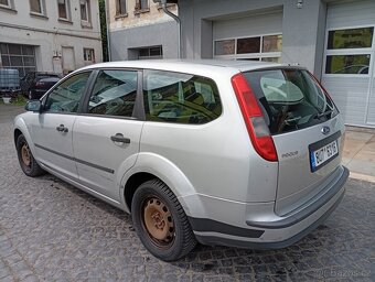 Prodám Ford Focus 1.6 combi - 4