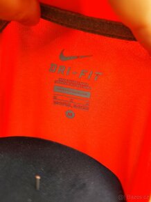 Neonové tričko Nike Dri -fit 10-12let - 4