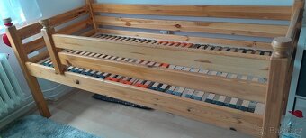 Postel 90x200 cm z masivní borovice - 4
