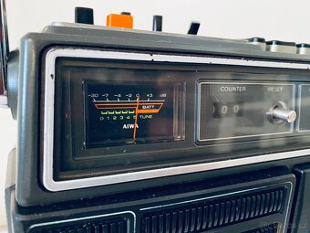 Radiomagnetofon Aiwa TPR 910, rok 1977 - 4