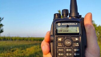 Motorola DP3600 – profi DMR/Analog UHF vysílačka – TOP stav - 4