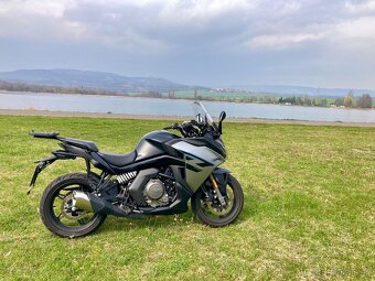 CFmoto 650 gt premium - 4