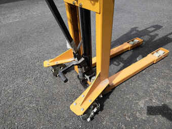 Ruční vysokozdvižný paletový vozík 1000 kg - 4