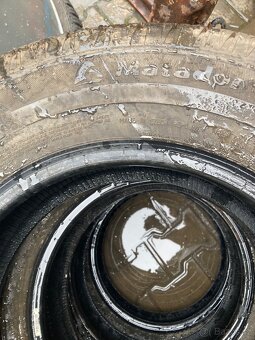 Zimní pneumatiky 205/70R15 C  ( dodávka) - 4