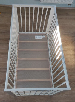 Prodám dětskou postýlku značky IKEA Gulliver + matrace - 4