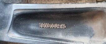 Prodám zimní sadu kol Ford Mustang od 2015 - 4