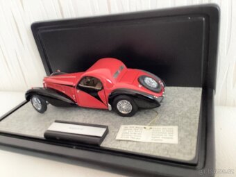 Franklin Mint 1:24 - Bugatti Typ 57SC - 4