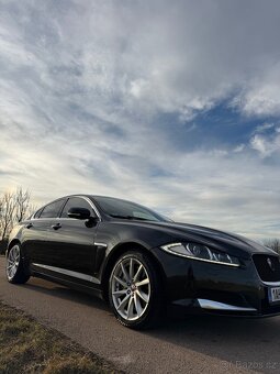 Jaguár XF - 4