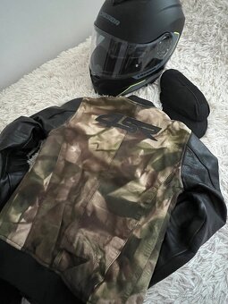 koženo textilní moto bunda Bomber Camo Vel. 36 PC 7900,- - 4