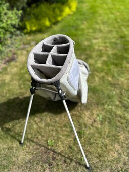 ⛳ TaylorMade golfový bag + sběrač plný míčků ZDARMA - 4
