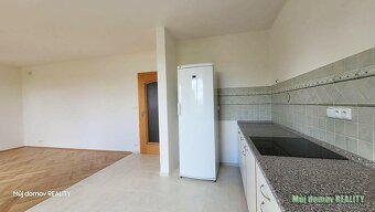 Dům na prodej 8+1, 354m2, 3x balkon, terasa a zahrada 200m2. - 4