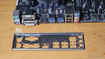 Základní deska ASUS - Intel LGA1150 DDR3 - 4