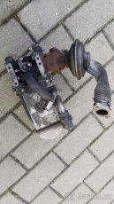 egr ventil chladič spalin výfukových plynů AUDI A6 4F 3,0 td - 4