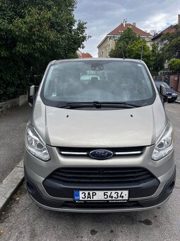 Ford Tourneo Custom 2.2tdci 114kW 8-MÍST, L2, KŮŽE, tažné - 4